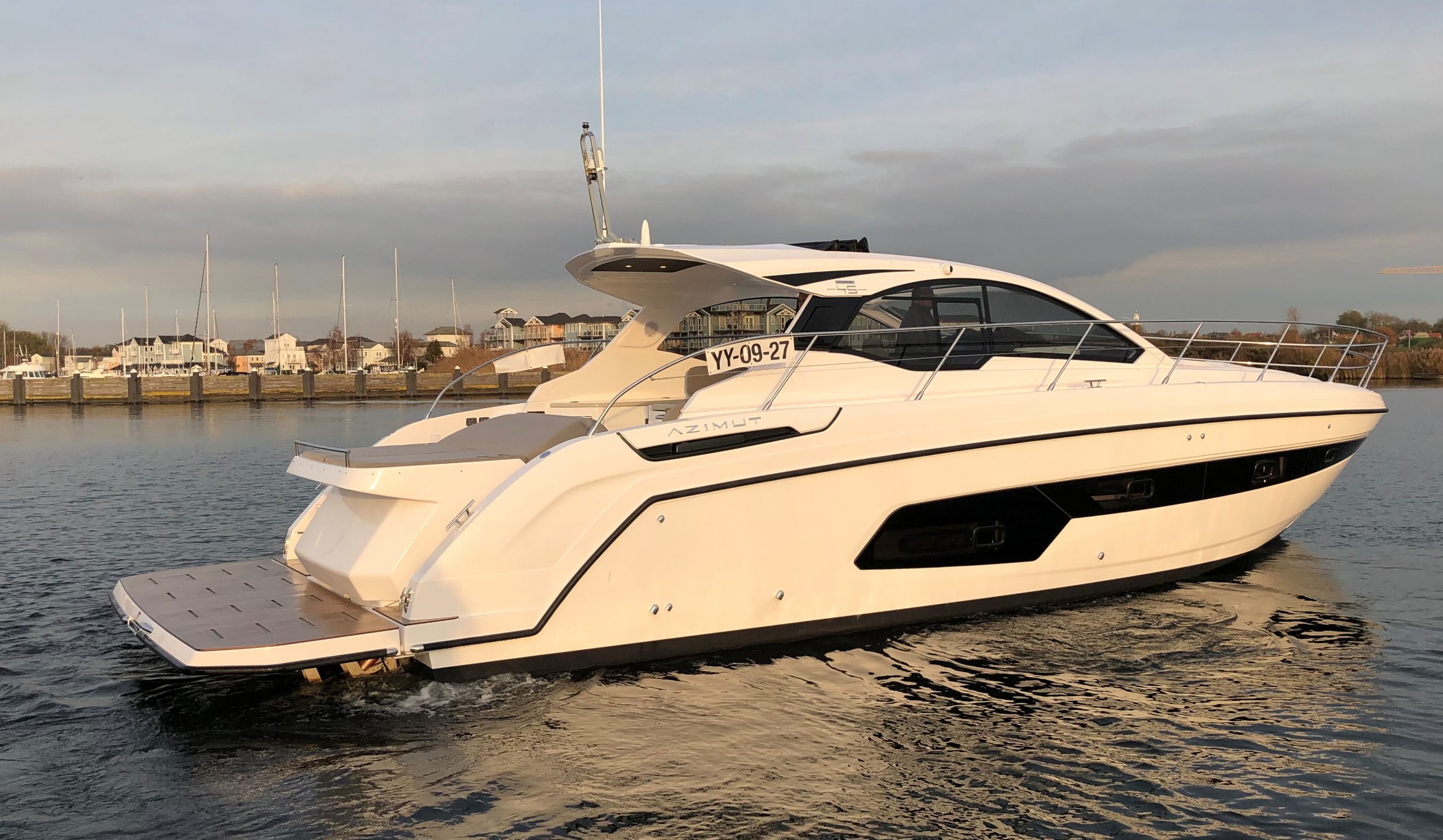 Azimut Atlantis 45 Hellevoetsluis Navis Yachting