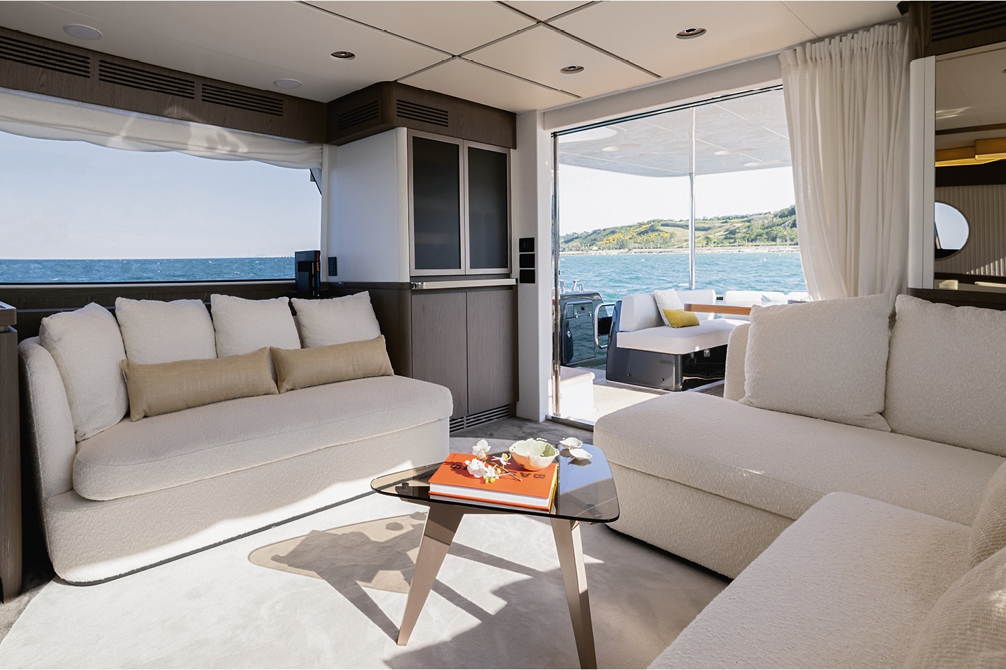 Azimut Magellano 66 Evo (8)